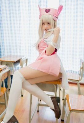 《女教师2hd》