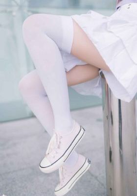 李采潭漂亮女客栈