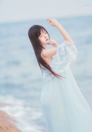 办公室撞击着旗袍美妇的肉体视频