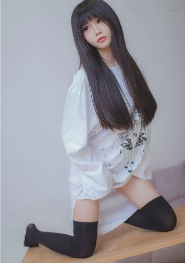 熊先生在树林里冬眠