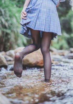 短篇公车高h肉辣小强