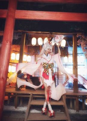 女兵人