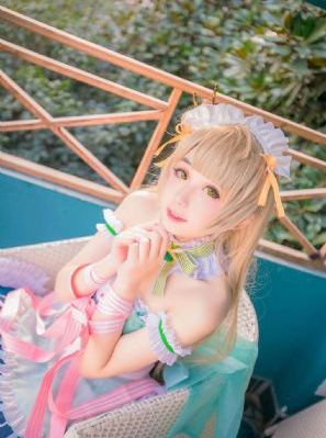 女子曲球在线观看